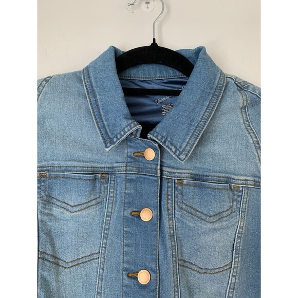 NWT Universal Thread Adaptive Cropped Raw Hem Denim Jacket Medium Wash- Size XS - Picture 4 of 10